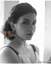 Actress Kavya Shetty Sexy Pictures 22