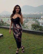 Beautiful Ashu Reddy in a Black Bustier Top with a Black and Brown Floral Printed Midi Skirt Photos 07