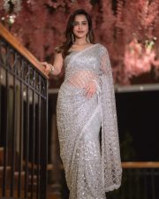 Dazzling Actress Ashu Reddy in a Silver Pearl Lattice Saree Photos 09 Dazzling Actress Ashu Reddy in a Silver Pearl Lattice Saree Photos 09