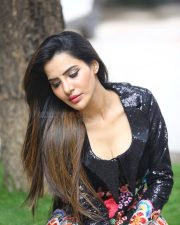 Elegant Ashu Reddy in a Black Eclectic Dress Photos 04