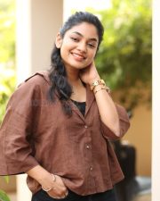 Actress Ivana at Single Movie Interview Photos 12