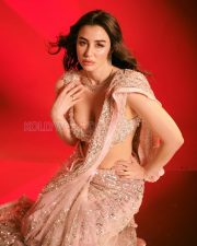 Glamorous Giorgia Andriani Cleavage in a pink sequin saree Photos 05