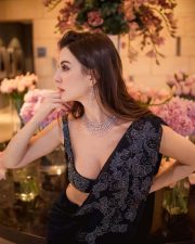 Model Giorgia Andriani Hot Cleavage Photos 05