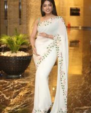 Telugu Actress Navya Swamy at Butta Bomma Movie Trailer Launch Photos 47