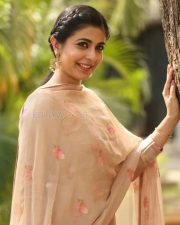 Actress Leona Lishoy Pics 16