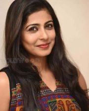 Actress Leona Llshoy Photos 12