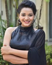 Actress Yamini Bandaru at Narayana Co Teaser Launch Pictures 01