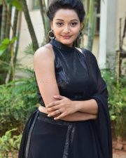 Actress Yamini Bandaru at Narayana Co Teaser Launch Pictures 02