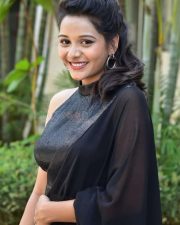 Actress Yamini Bandaru at Narayana Co Teaser Launch Pictures 07