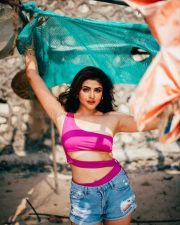 Actress and Model Aishwarya Sharma Sexy Photos 11