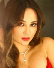Kesari Veer Actress Sexy Akanksha Sharma in a Red Bodycon Dress Photos 04