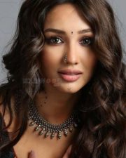 Laila Actress Akanksha Sharma Sexy Photos 01