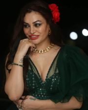 Actress Bevelyn Bharrajj Sexy Pictures 08