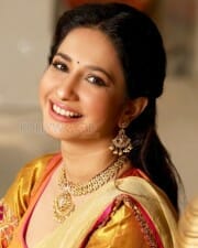 Actress Manvita Kamath Photoshoot Pictures 23