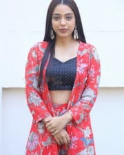 Heroine Deviyani Sharma at Saithan Trailer Launch Pictures 19