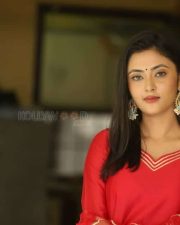 Heroine Megha Chowdhury Interview Photos 25