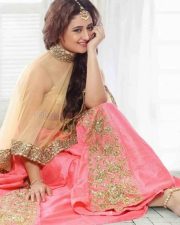 TV Actress Rashami Desai Photos 07