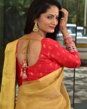 TV Anchor Jordar Sujatha at Save the Tigers Press Meet Stills 01