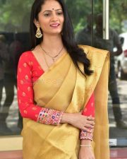 TV Anchor Jordar Sujatha at Save the Tigers Press Meet Stills 03