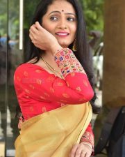 TV Anchor Jordar Sujatha at Save the Tigers Press Meet Stills 11