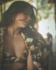 Bold and Classy Sharvari Wagh Glamorous Photos 01