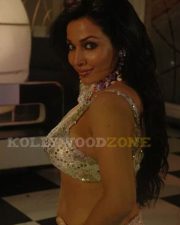 Mayuri Hot Cleavage Pictures 32