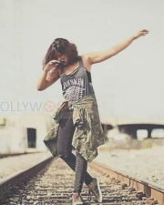 Tamil Actress Pooja Devariya Pictures 10