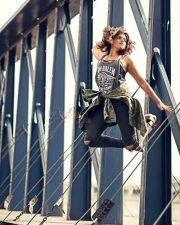 Tamil Actress Pooja Devariya Pictures 19