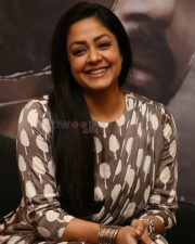 Thambi Movie Actress Jyothika Photos 01