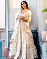 Yeh Shaadi Nahi Ho Sakti Actress Prajakta Koli in a Traditional Lehenga Photos 01