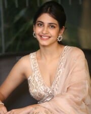 Actress Pragati Srivastava at Manu Charitra Pre Release Event Pictures 18