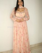 Actress Pragati Srivastava at Peddha Kapu 1 Interview Photos 20