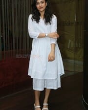 Actress Mishti Chakraborty at O Saathiya Movie Trailer Launch Photos 01