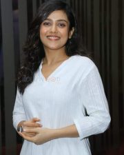 Actress Mishti Chakraborty at O Saathiya Movie Trailer Launch Photos 28