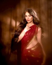 Desirable Actress Yukti Thareja in a Deep Red Maroon Saree with Gold Border Pictures 01