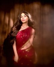 Desirable Actress Yukti Thareja in a Deep Red Maroon Saree with Gold Border Pictures 03