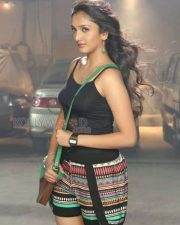 Aayirathil Iruvar Heroine Swasthika Sexy Photos 11