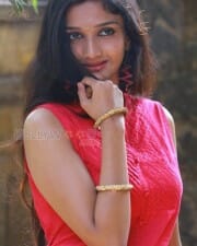 Aayirathil Iruvar Movie Actress Swasthika Photos 15