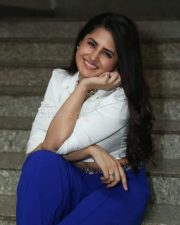 Actress Garima Kaushal at Manu Charitra Pre Release Event Photos 28