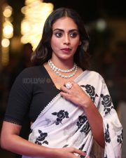 Actress Kamakshi Bhaskarla at 12A Railway Colony Pre release Event Pictures 18 Actress Kamakshi Bhaskarla at 12A Railway Colony Pre release Event Pictures 18