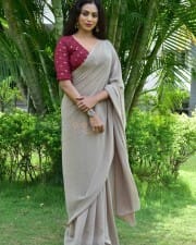 Actress Kamakshi Bhaskarla at Polimera 2 Teaser Launch Photos 07