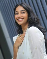Actress Karthika Muralidharan at Aakasham Daati Vastava Press Meet Photos 12