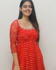 Actress Kushitha Kallapu at Neethone Nenu First Look Launch Photos 33