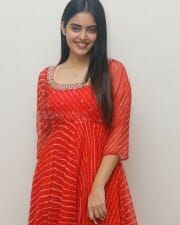 Actress Kushitha Kallapu at Neethone Nenu First Look Launch Photos 34
