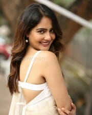 Actress Malvi Malhotra at Tiragabadara Saami Press Meet Pictures 07