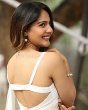 Actress Malvi Malhotra at Tiragabadara Saami Press Meet Pictures 10