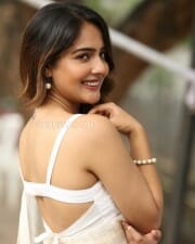 Actress Malvi Malhotra at Tiragabadara Saami Press Meet Pictures 11