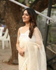 Actress Malvi Malhotra at Tiragabadara Saami Press Meet Pictures 12