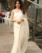 Actress Malvi Malhotra at Tiragabadara Saami Press Meet Pictures 13