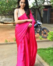 Actress Malvi Malhotra at Tiragabadara Saami Trailer Launch Pictures 11